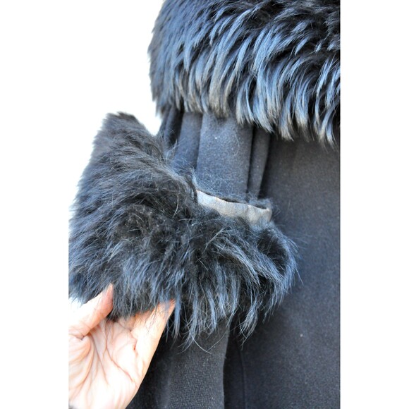 Vintage Wool Coat w/ Huge Fox Fur Collar & Fur on Sleeves Goth Steampunk 80s XS - Picture 9 of 10
